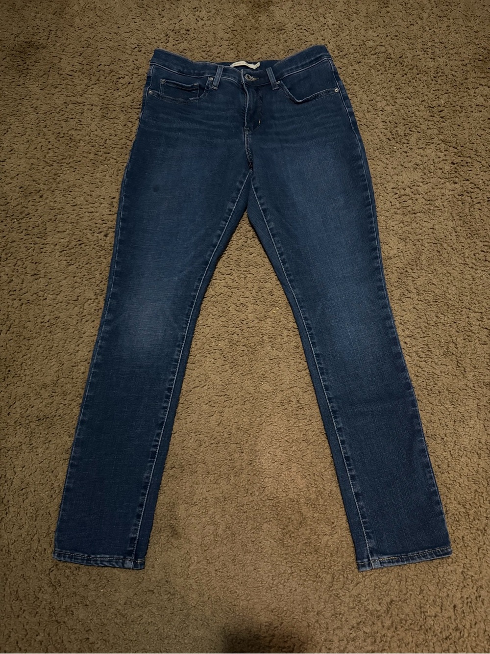 Levi's Women's Dark Wash Skinny Jeans